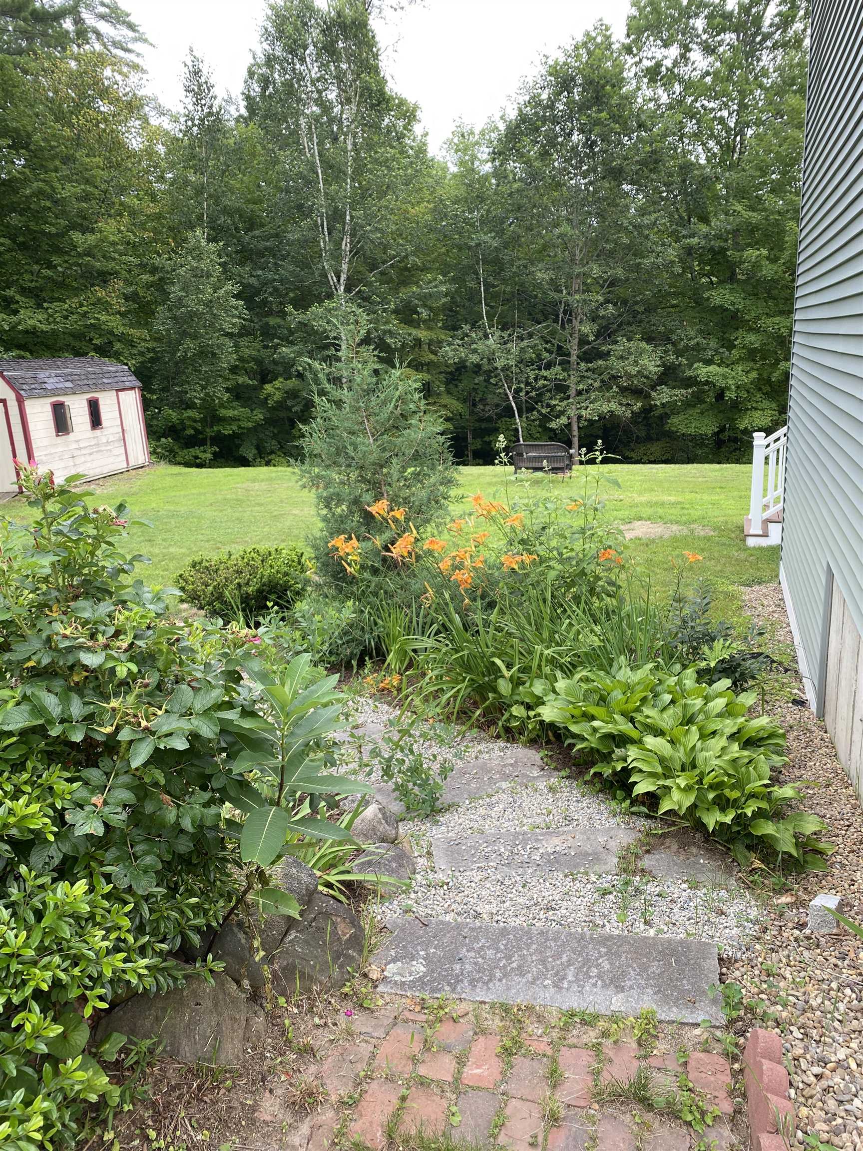 127 West Parish Road Concord, NH 03303 - Photo 2 of 30