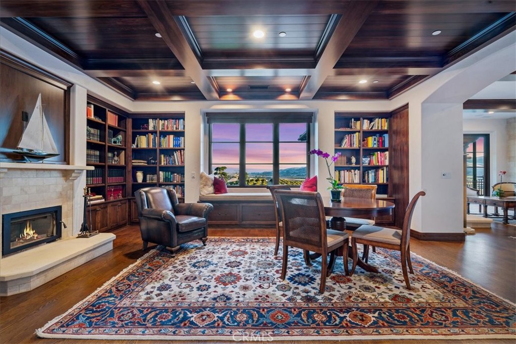 3515 Turri Road San Luis Obispo, CA 93405 - Photo 20 of 73 Library