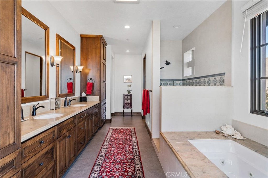 3515 Turri Road San Luis Obispo, CA 93405 - Photo 29 of 73 Primary Bath