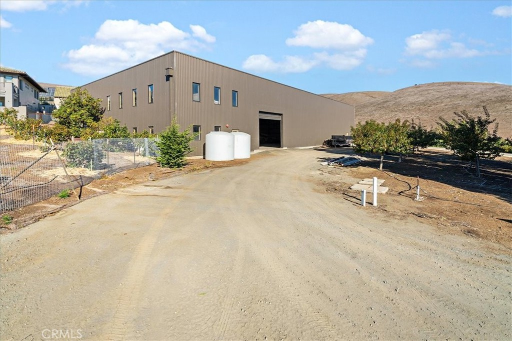 3515 Turri Road San Luis Obispo, CA 93405 - Photo 53 of 73 Large Shop/Indoor Court