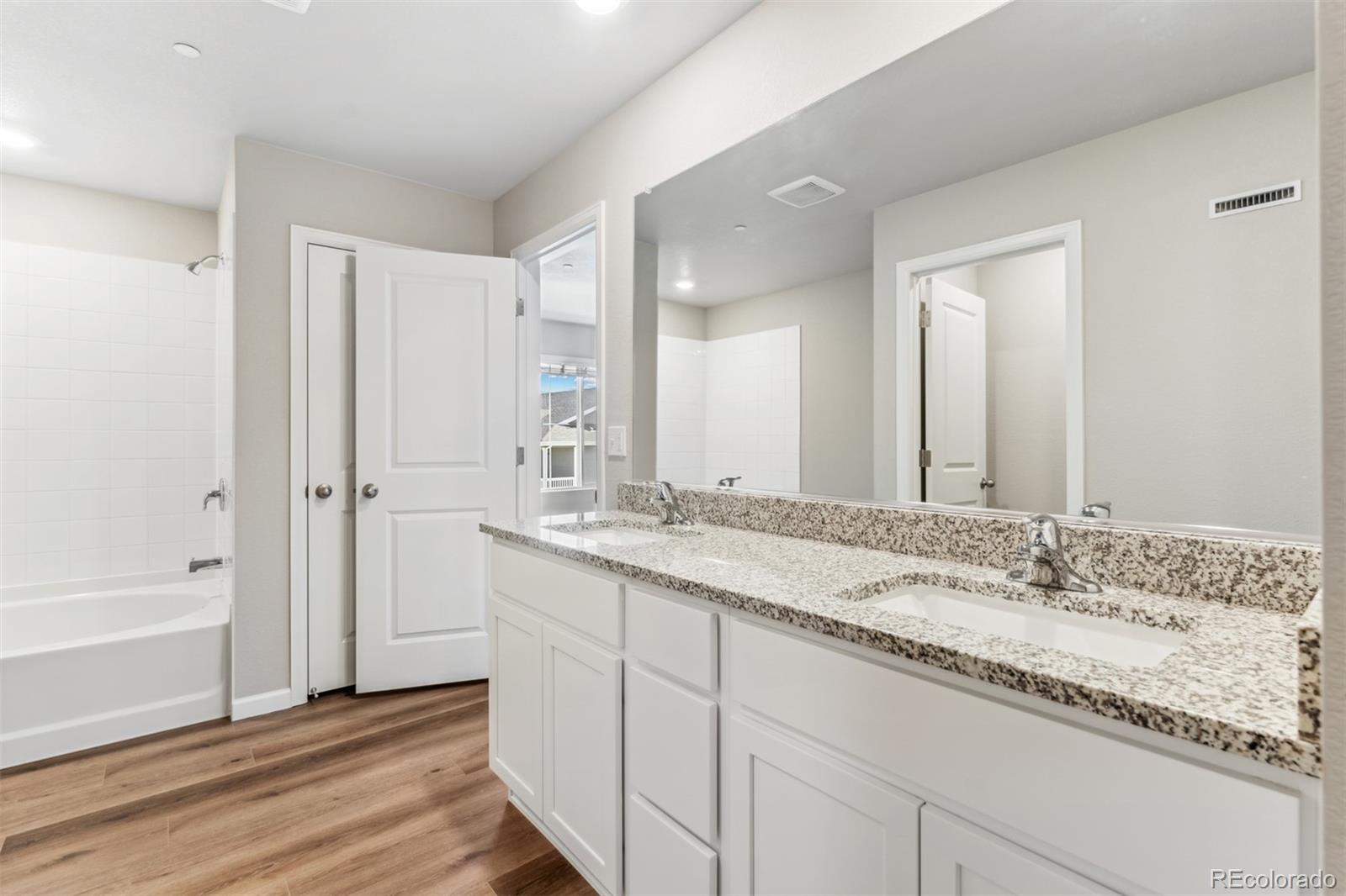 165 Robin Road Johnstown, CO 80534 - Photo 9 of 12 Gallery Image 9