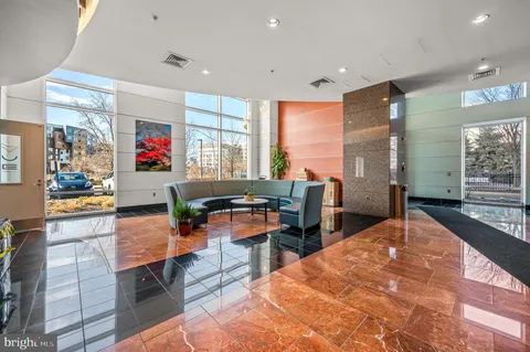 $380,000 | 901 North Penn Street, Unit F1609, Philadelphia, PA 19123