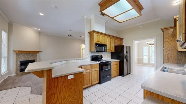 $2,400 | 2350 Kendal Green Circle, College Station, TX 77845