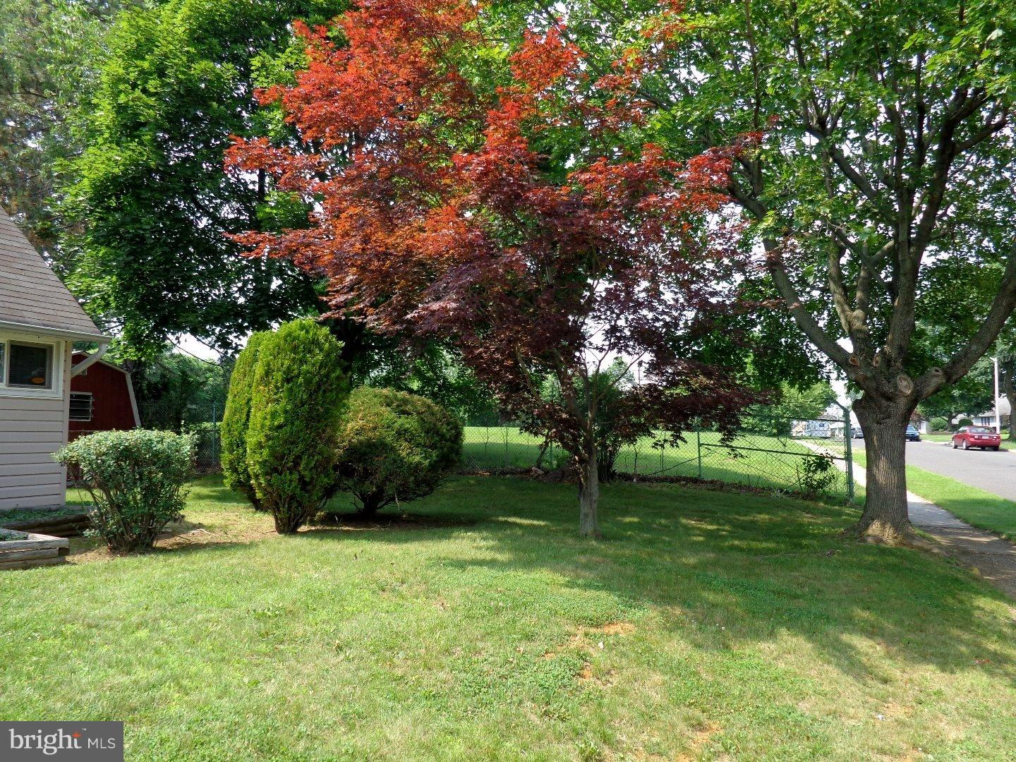 29 Cardinal Road Levittown, PA 19057 - Photo 3 of 25 Exterior Side