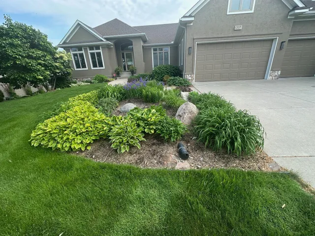 $1,075,000 | 1207 Adrian Drive, Chaska, MN 55318