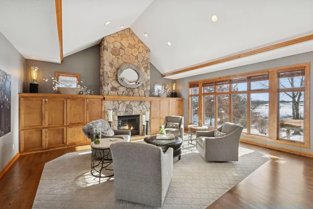 $1,075,000 | 1207 Adrian Drive, Chaska, MN 55318
