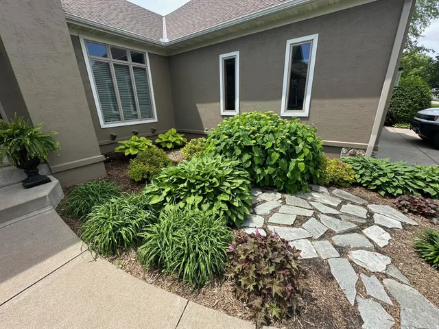 $1,075,000 | 1207 Adrian Drive, Chaska, MN 55318