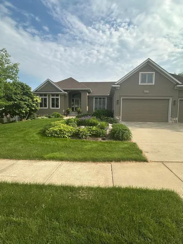 $1,075,000 | 1207 Adrian Drive, Chaska, MN 55318