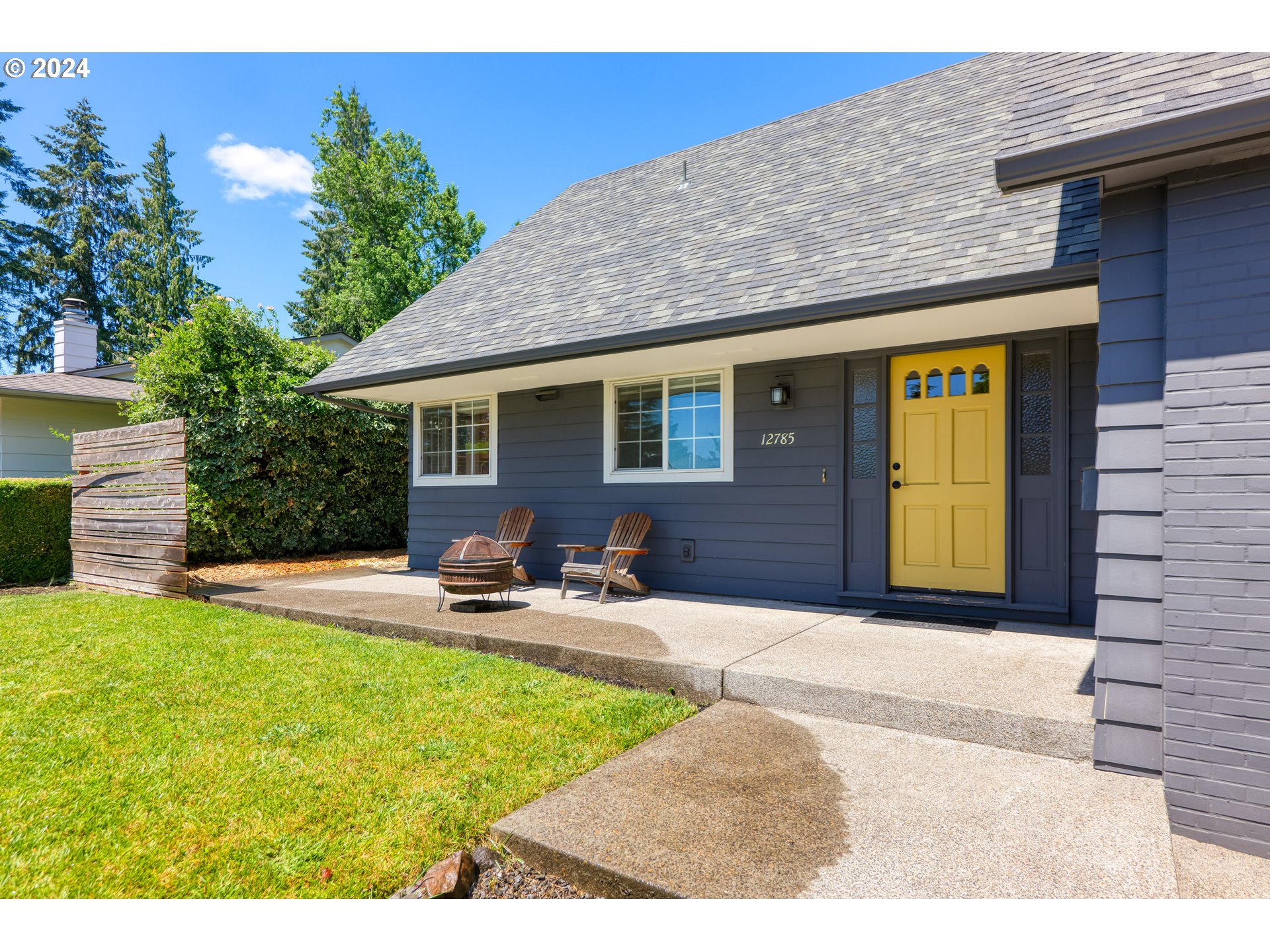 12785 Southwest Rita Drive Beaverton, OR 97005 - Photo 3 of 23 Gallery Image 3