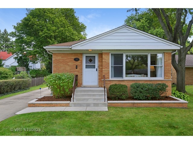 245 North Happ Road Northfield, IL 60093 - Photo 1 of 18