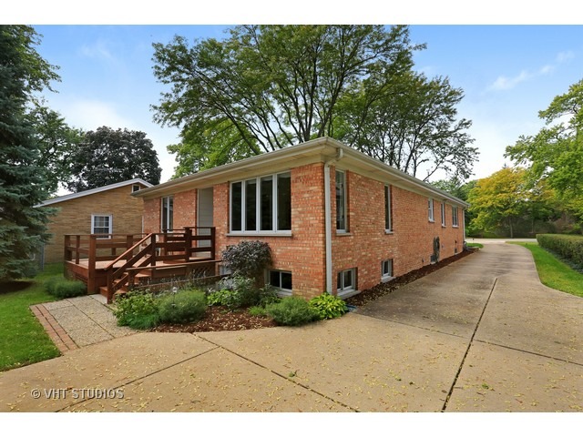 245 North Happ Road Northfield, IL 60093 - Photo 15 of 18