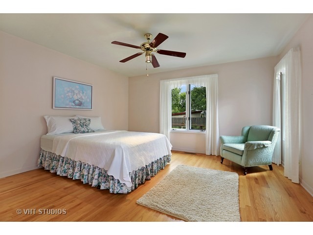 245 North Happ Road Northfield, IL 60093 - Photo 7 of 18