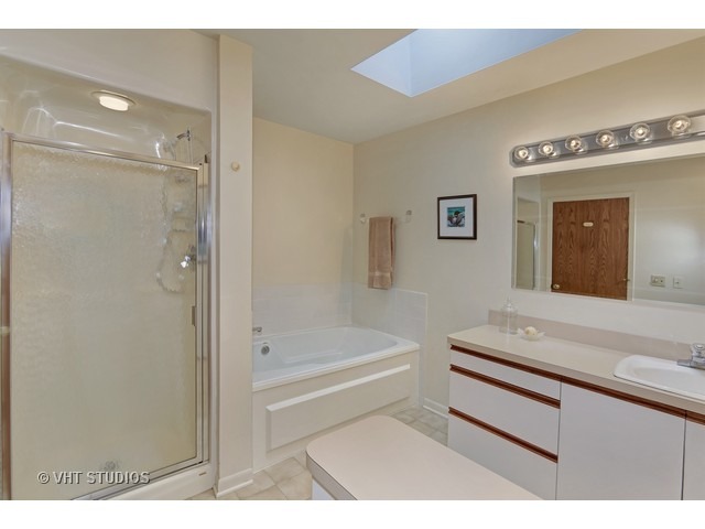 245 North Happ Road Northfield, IL 60093 - Photo 8 of 18