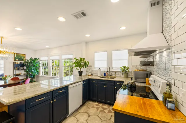 a large kitchen with lots of counter top space