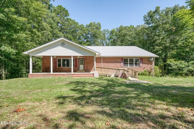 $359,000 | 1161 Charlie Doss Road, Jamestown, TN 38556