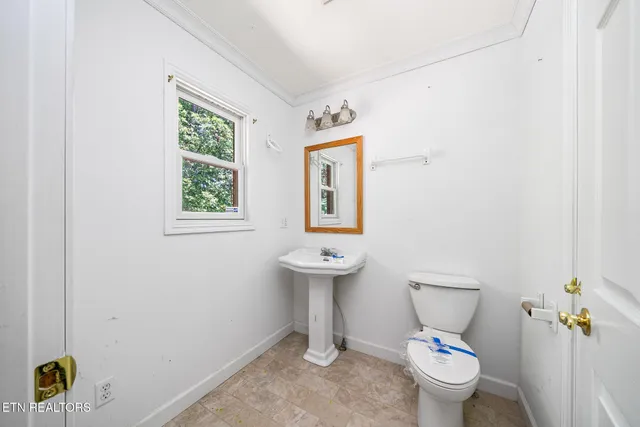 $359,000 | 1161 Charlie Doss Road, Jamestown, TN 38556