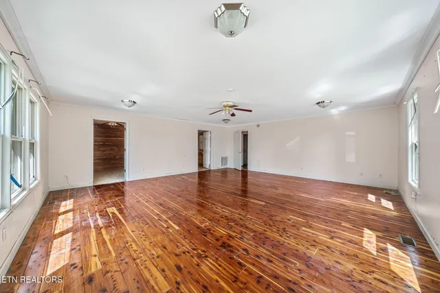 $359,000 | 1161 Charlie Doss Road, Jamestown, TN 38556