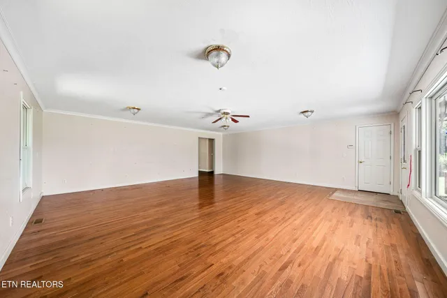 $359,000 | 1161 Charlie Doss Road, Jamestown, TN 38556