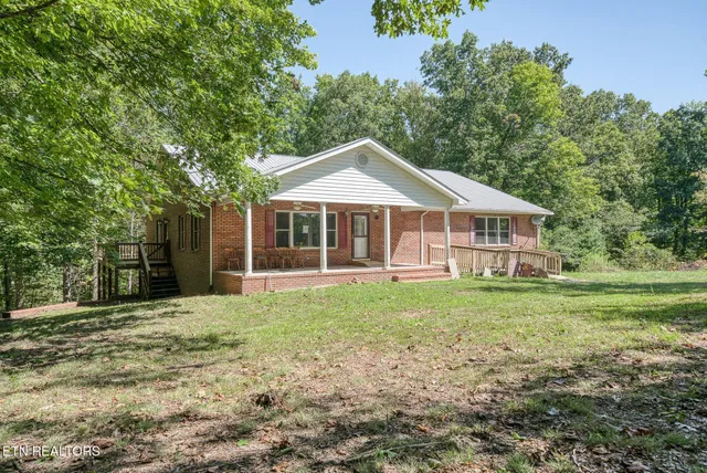 $359,000 | 1161 Charlie Doss Road, Jamestown, TN 38556