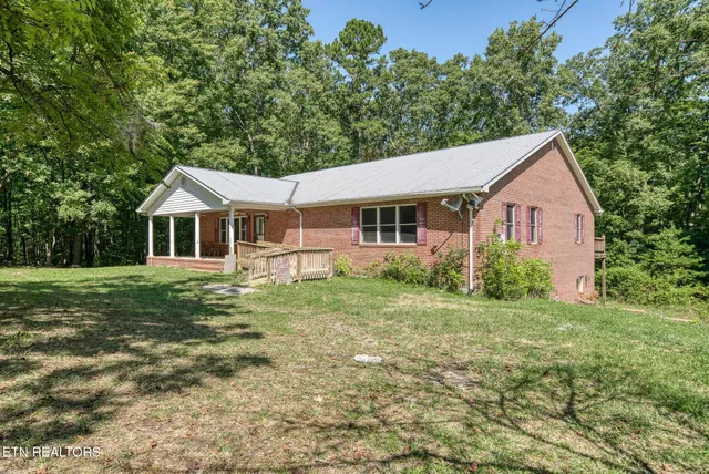 $359,000 | 1161 Charlie Doss Road, Jamestown, TN 38556