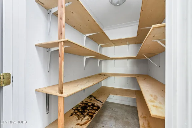 $359,000 | 1161 Charlie Doss Road, Jamestown, TN 38556