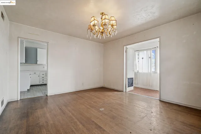 $1,295,000 | 521 Merritt Avenue, Oakland, CA 94610