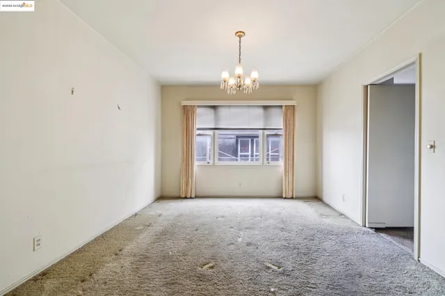 $1,295,000 | 521 Merritt Avenue, Oakland, CA 94610