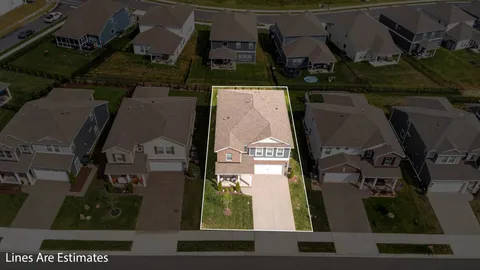 a view of an outdoor space and a yard