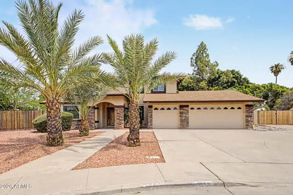 $850,000 | 2612 East Fox Street, Mesa, AZ 85213