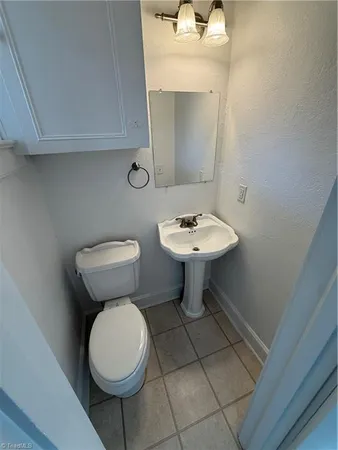 $1,375 | 854 Madison Avenue, Winston-Salem, NC 27103