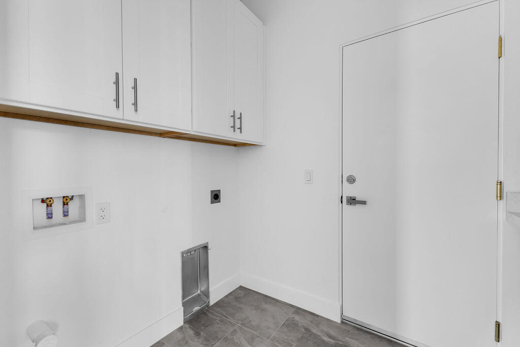 66751 San Felipe Road Desert Hot Springs, CA 92240 - Photo 38 of 59 a view of cabinets