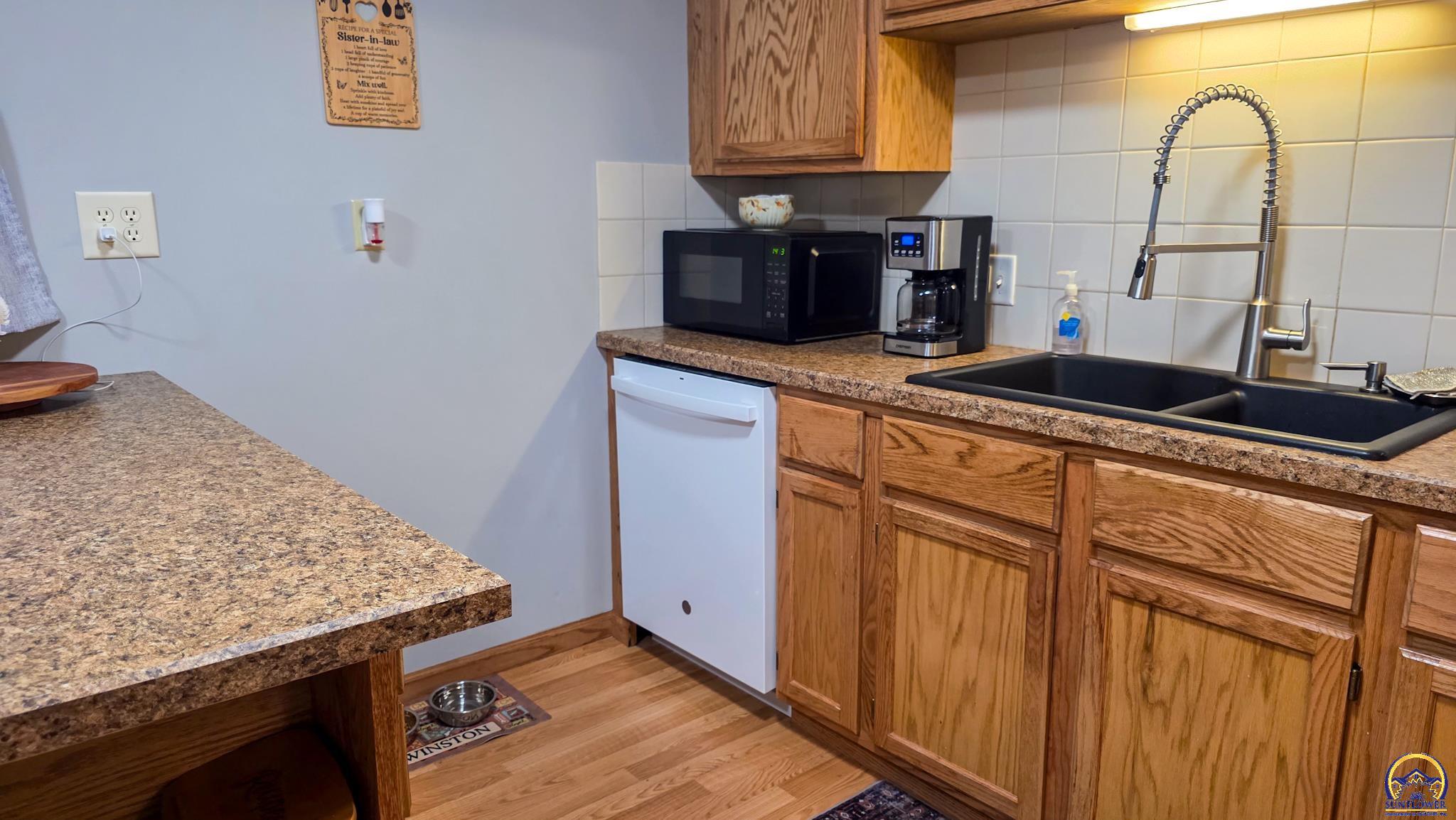 406 Cherry Street Madison, KS 66860 - Photo 14 of 42