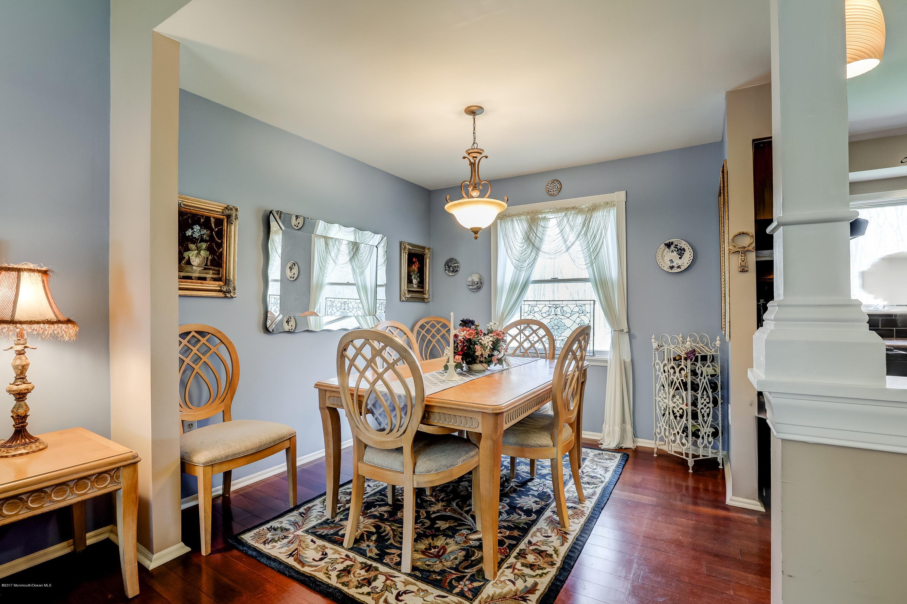 32 Ashford Road Jackson, NJ 08527 - Photo 5 of 24 006_Dining