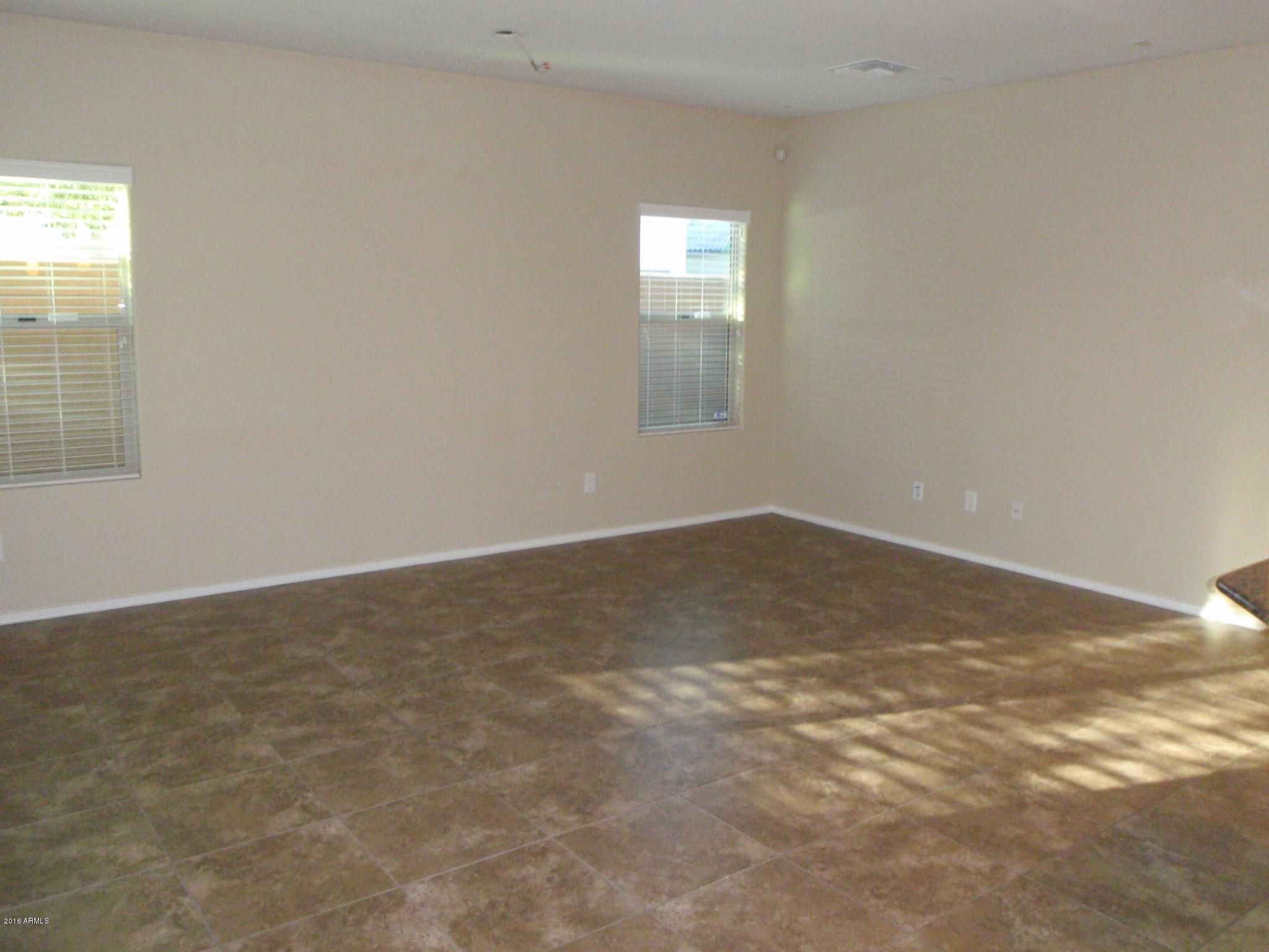 5437 West Parsons Road Phoenix, AZ 85083 - Photo 10 of 51 FAMILY ROOM