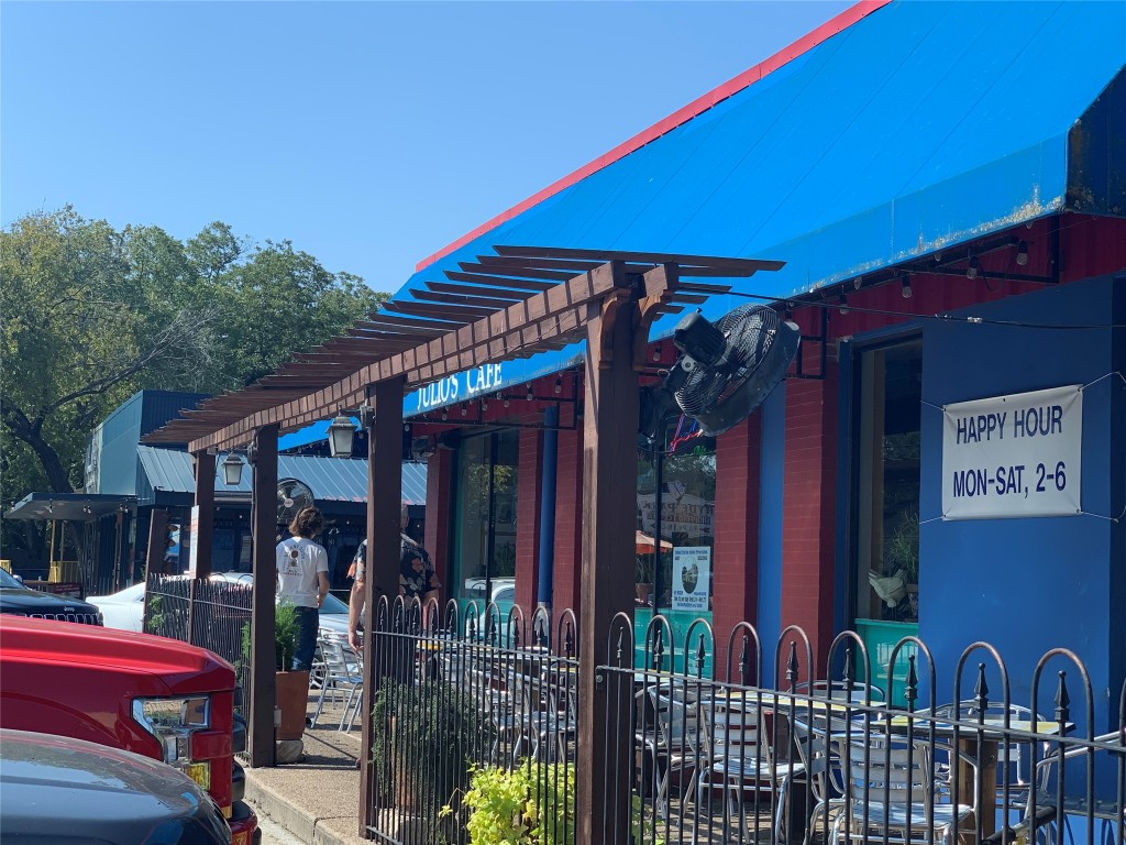 407 East 45th Street, Unit 116 Austin, TX 78751 - Photo 18 of 19