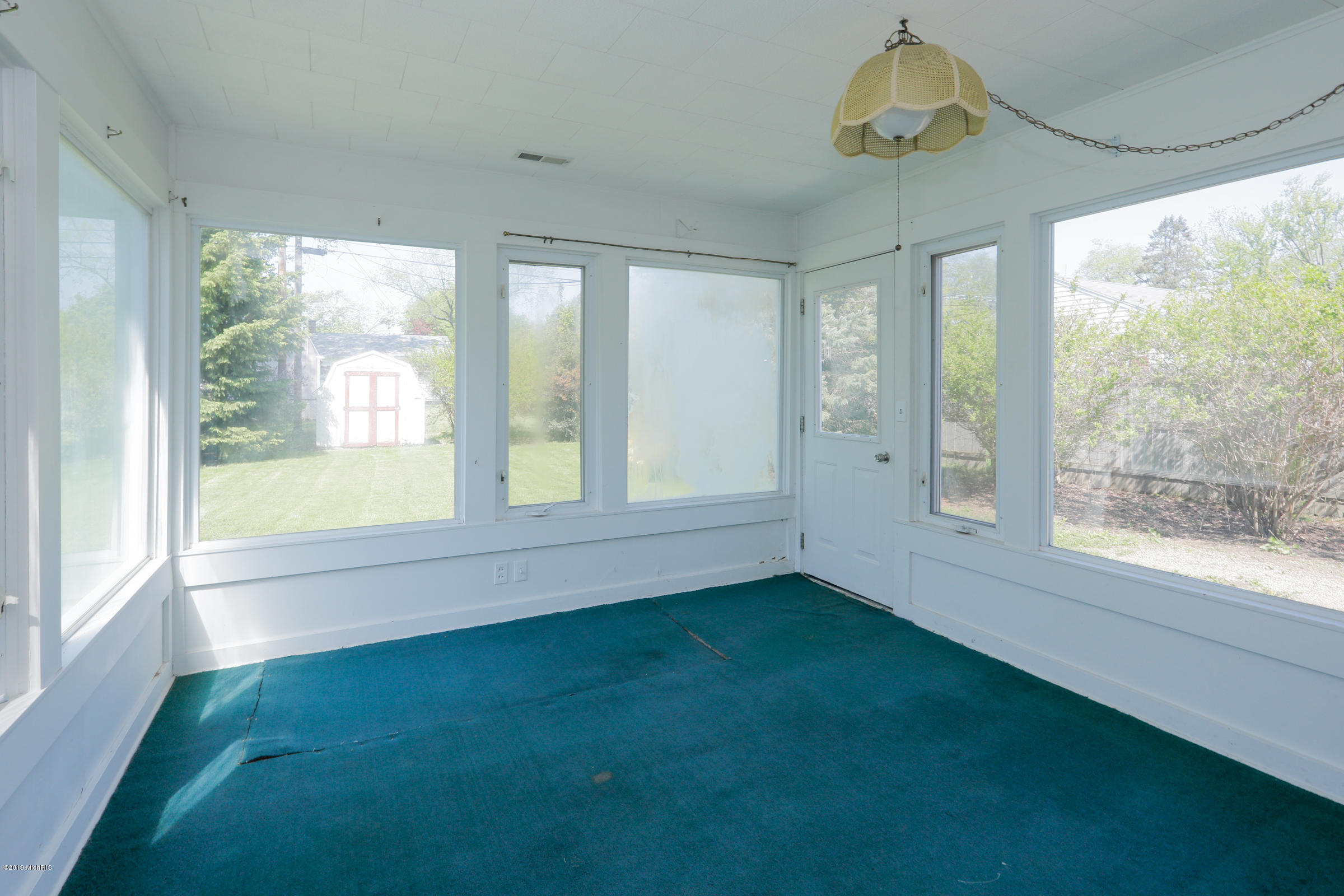 607 South Lincoln Avenue Three Rivers, MI 49093 - Photo 13 of 18 607 S Lincoln-113