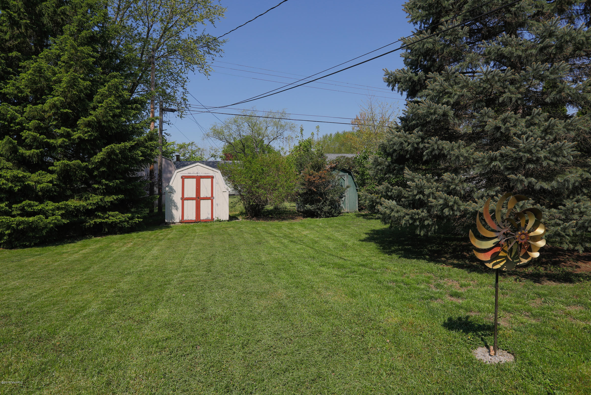 607 South Lincoln Avenue Three Rivers, MI 49093 - Photo 14 of 18 607 S Lincoln-114