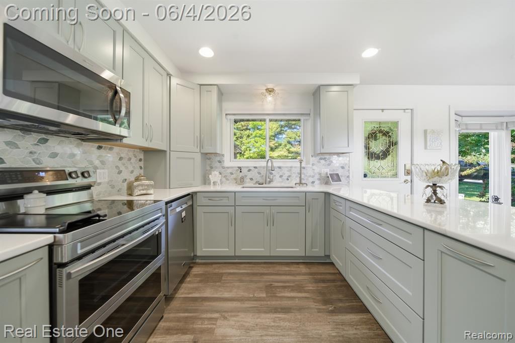 8080 Pine Ranch Drive Brighton, MI 48114 - Photo 12 of 51