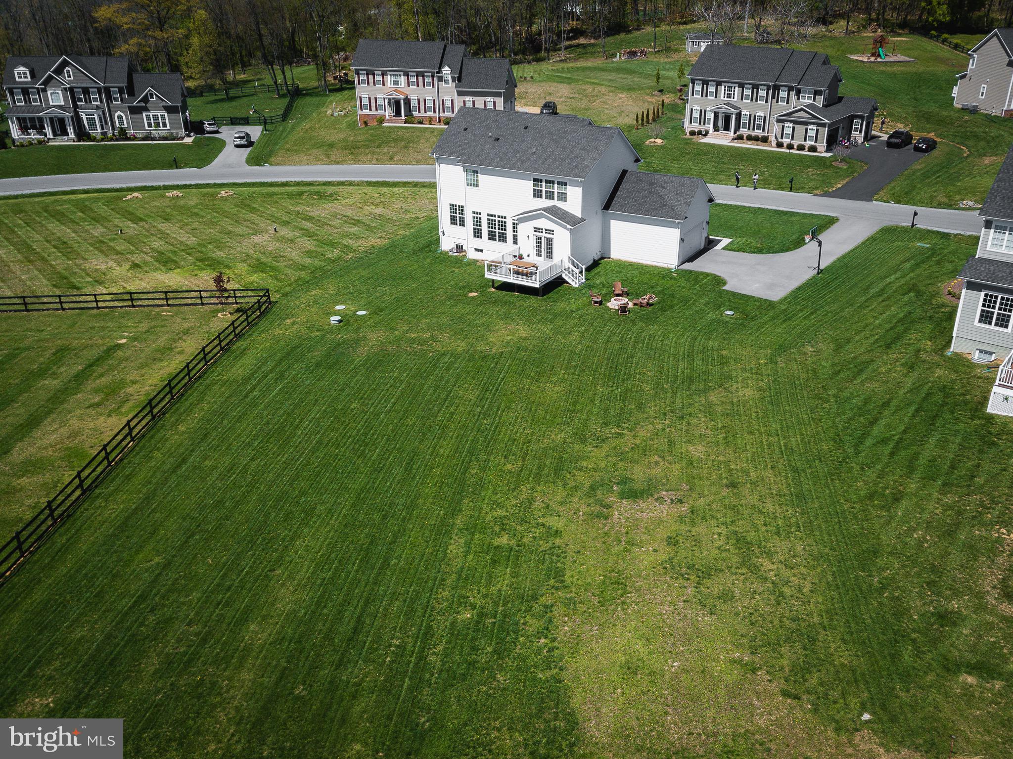 18273 Wild Raspberry Drive Purcellville, VA 20132 - Photo 4 of 53 Gallery Image 4