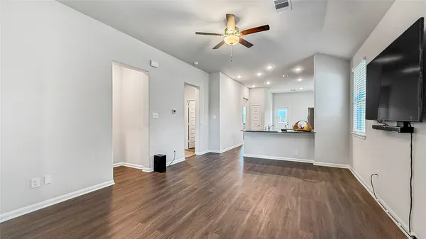 $1,750 | 3085 Arrow Wood Drive, Brookshire, TX 77423