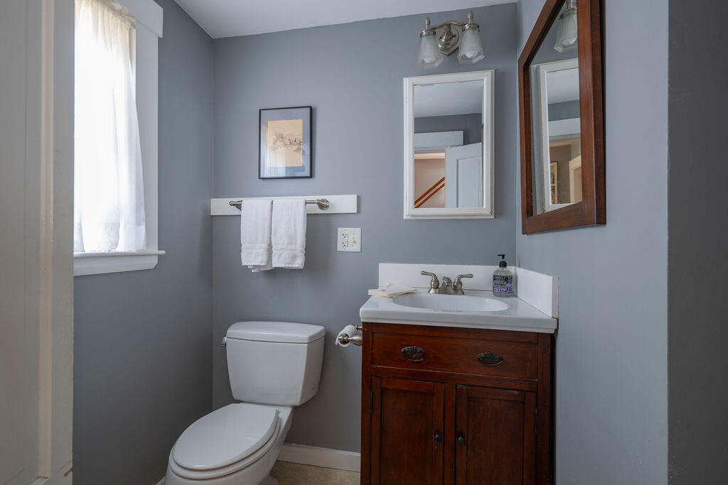 45 Old Paine Hollow Road Wellfleet, MA 02667 - Photo 14 of 46 45_old_Paine_Hollow-28