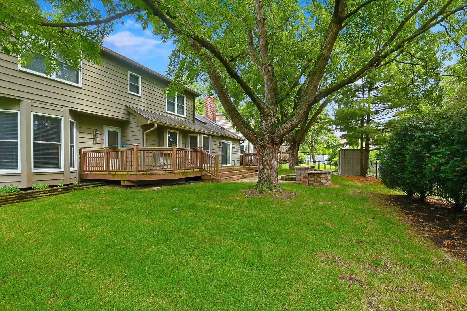 2528 Sun Valley Road Lisle, IL 60532 - Photo 58 of 65
