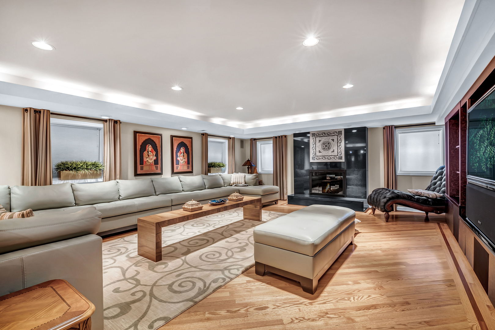 210 Indian Trail Road Oak Brook, IL 60523 - Photo 31 of 48 a living room with furniture and a table