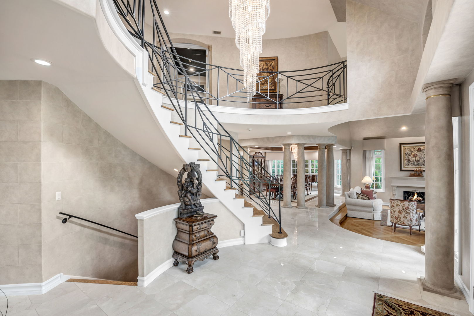 210 Indian Trail Road Oak Brook, IL 60523 - Photo 6 of 48 a view of entryway and hall