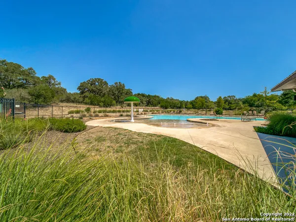 $2,900 | 26006 Los Mirasoles, Boerne, TX 78015