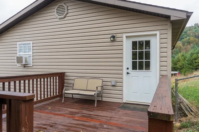 $435,000 | 120 Galen Hedrick Road, Franklin, WV 26807