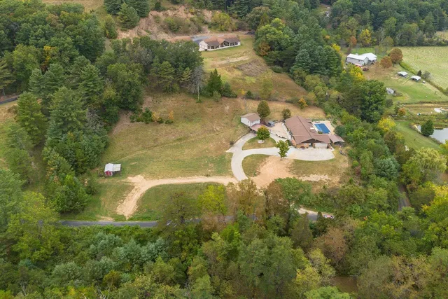 $435,000 | 120 Galen Hedrick Road, Franklin, WV 26807