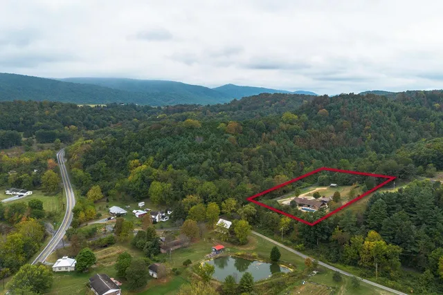 $435,000 | 120 Galen Hedrick Road, Franklin, WV 26807
