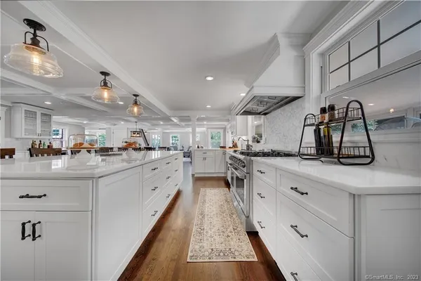 $995,000 | 2222 Ridge Road, North Haven, CT 06473