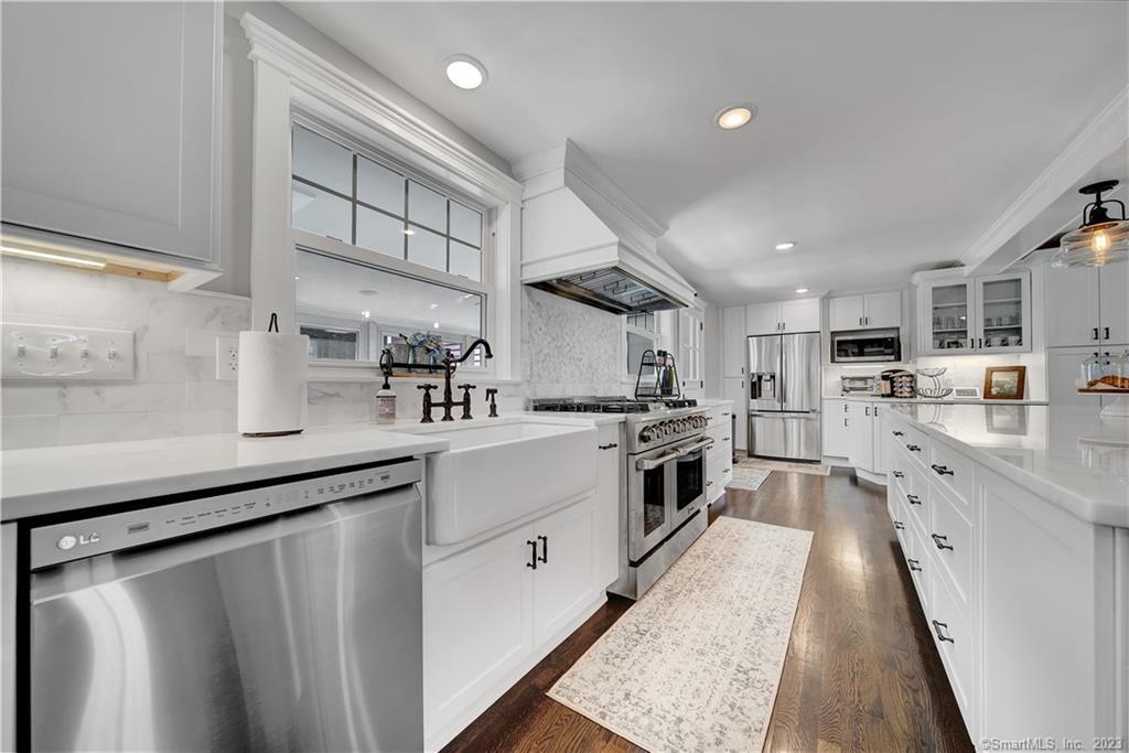 2222 Ridge Road North Haven, CT 06473 - Photo 16 of 40